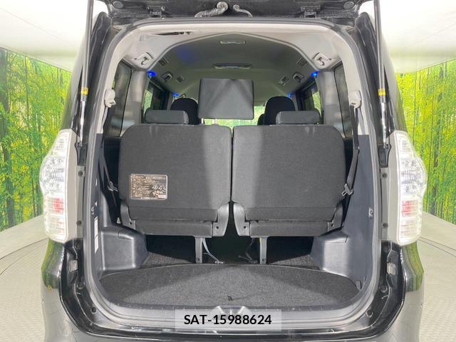 Toyota VOXY 2012-12 8547699-10
