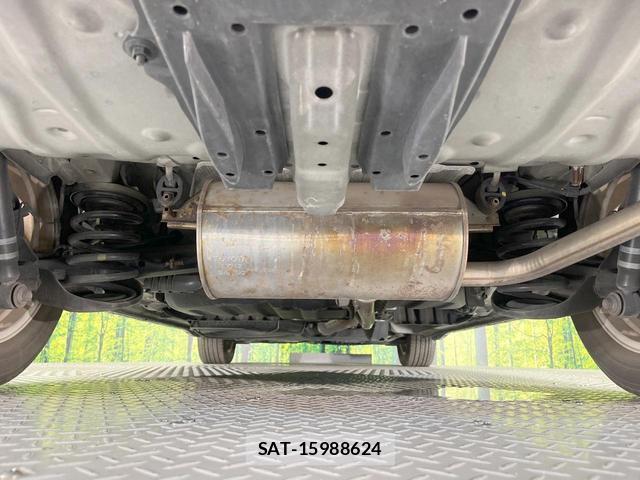 Toyota VOXY 2012-12 8547699-19