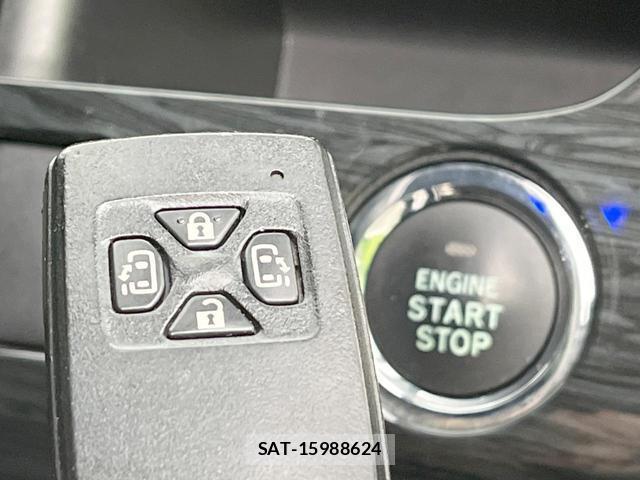 Toyota VOXY 2012-12 8547699-6