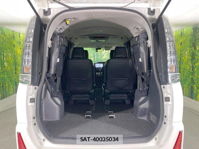 Toyota VOXY 2016-05 8547706-10