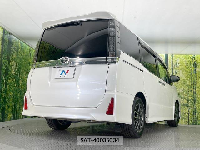 Toyota VOXY 2016-05 8547706-17