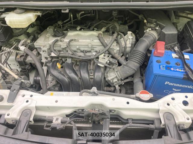 Toyota VOXY 2016-05 8547706-18