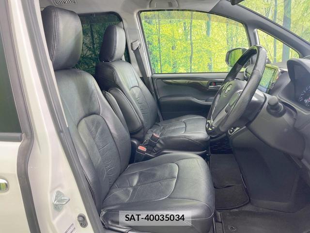 Toyota VOXY 2016-05 8547706-7