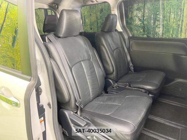 Toyota VOXY 2016-05 8547706-8
