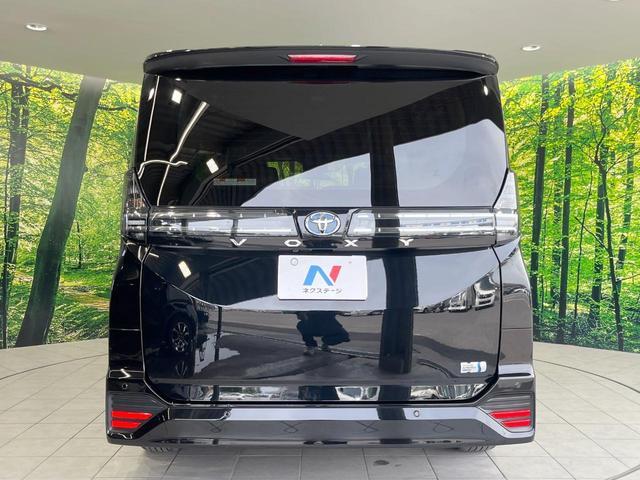 Toyota VOXY 2022-10 8547714-14