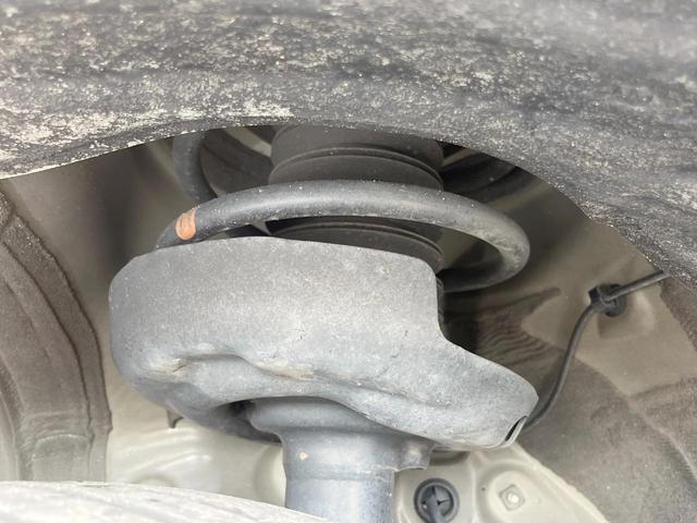 Toyota VOXY 2022-10 8547714-19