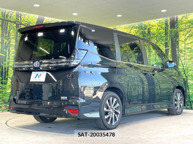 Toyota VOXY 2024-12 8548421-17