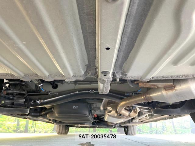 Toyota VOXY 2024-12 8548421-19
