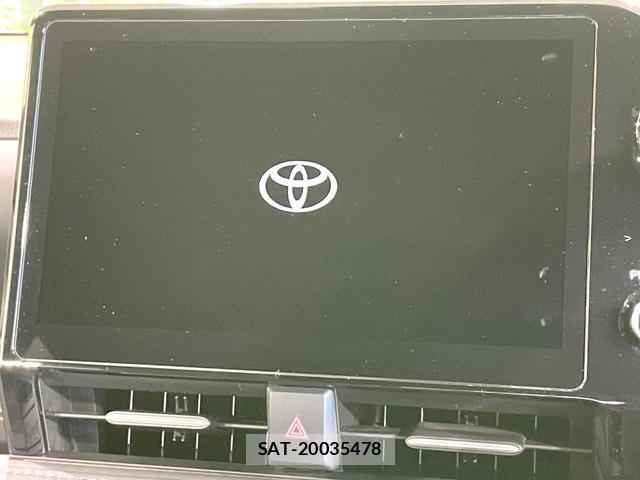 Toyota VOXY 2024-12 8548421-4