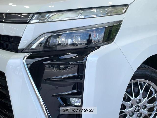Toyota VOXY 2019-05 8548422-12