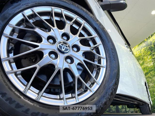 Toyota VOXY 2019-05 8548422-13