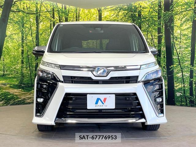 Toyota VOXY 2019-05 8548422-14