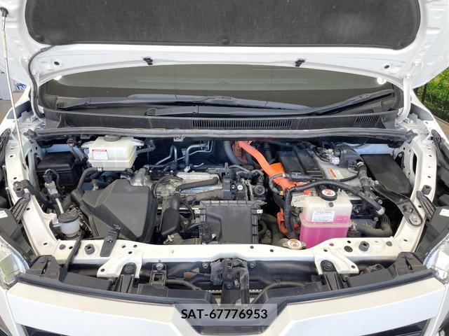 Toyota VOXY 2019-05 8548422-17