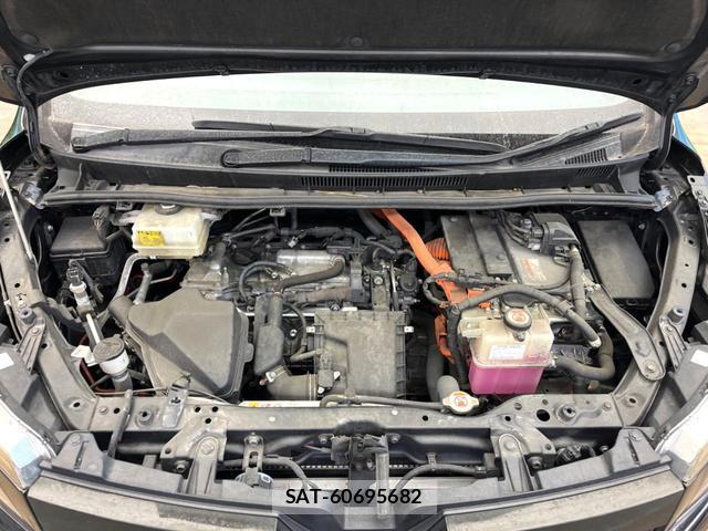 Toyota VOXY 2017-08 8548444-17