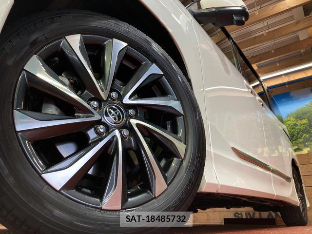 Toyota VOXY 2023-09 8549164-12