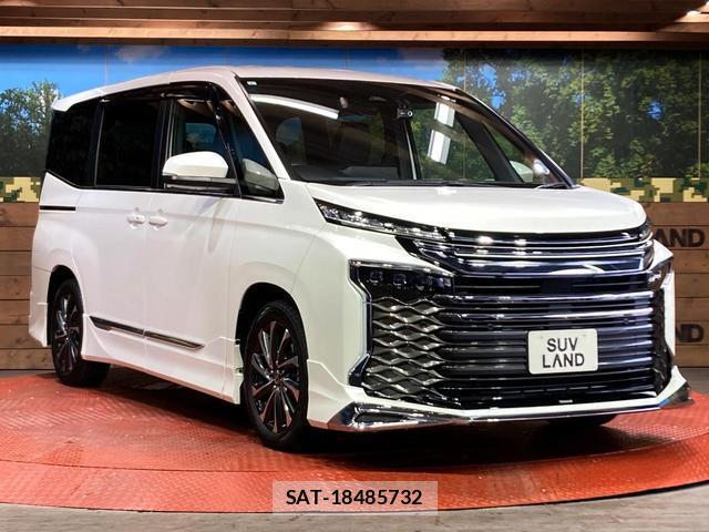 Toyota VOXY 2023-09 8549164-15