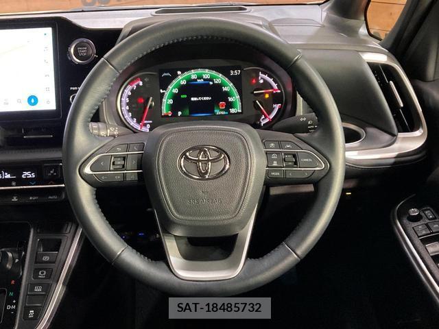 Toyota VOXY 2023-09 8549164-7