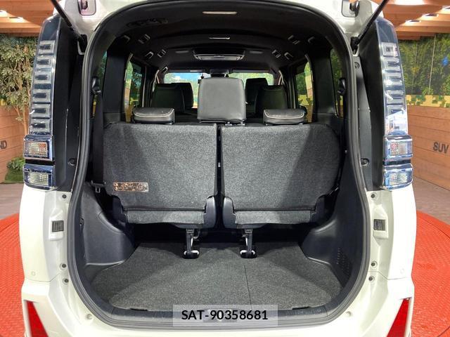 Toyota VOXY 2020-02 8549169-12
