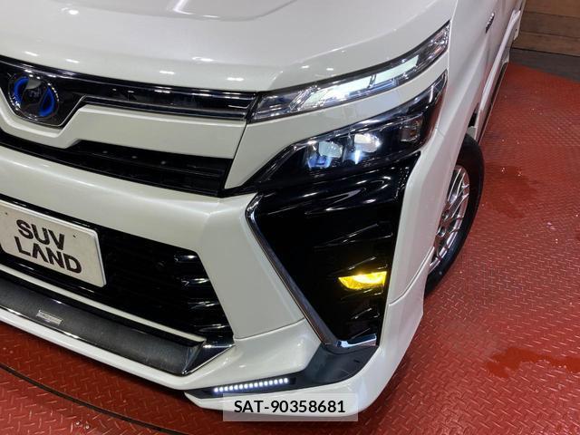 Toyota VOXY 2020-02 8549169-13