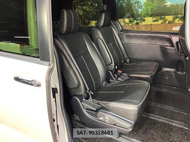 Toyota VOXY 2020-02 8549169-9