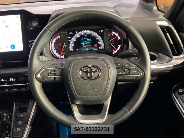 Toyota VOXY 2025-04 8549170-10