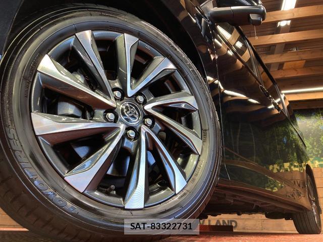 Toyota VOXY 2025-04 8549170-13