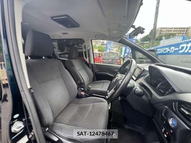 Toyota VOXY 2014-05 8549248-2