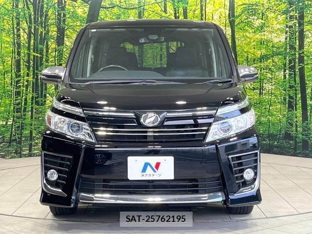 Toyota VOXY 2016-02 8549433-14