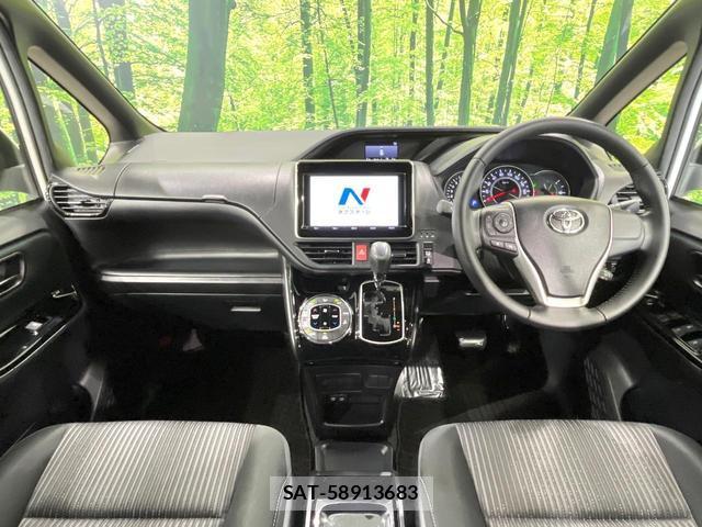 Toyota VOXY 2017-07 8549503-1