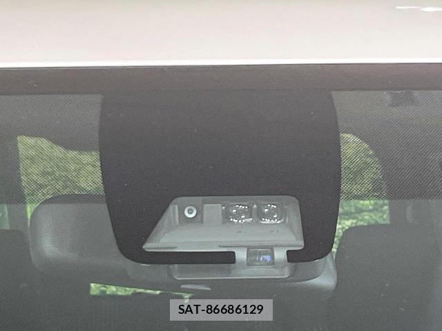 Toyota VOXY 2017-07 8549507-2