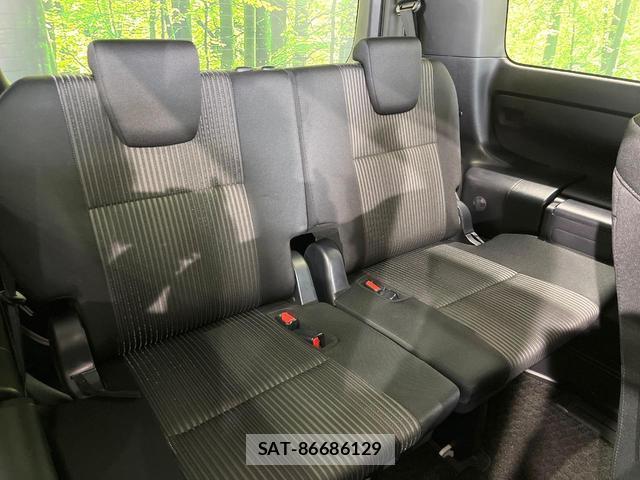 Toyota VOXY 2017-07 8549507-9