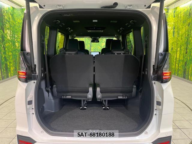Toyota VOXY 2025-02 8549571-10