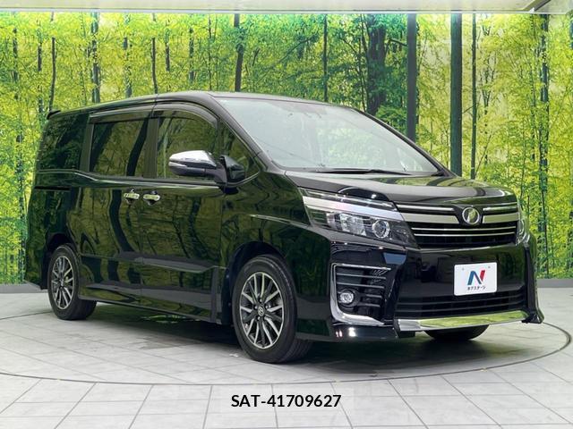 Toyota VOXY 2016-10 8549596-16