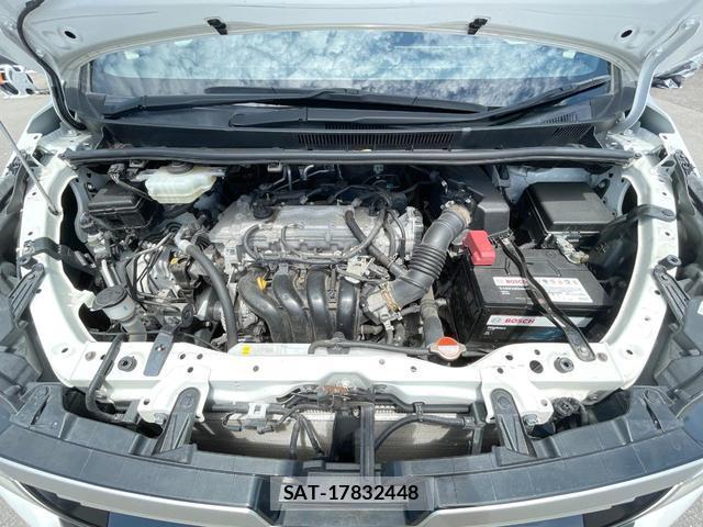Toyota VOXY 2016-08 8549634-17