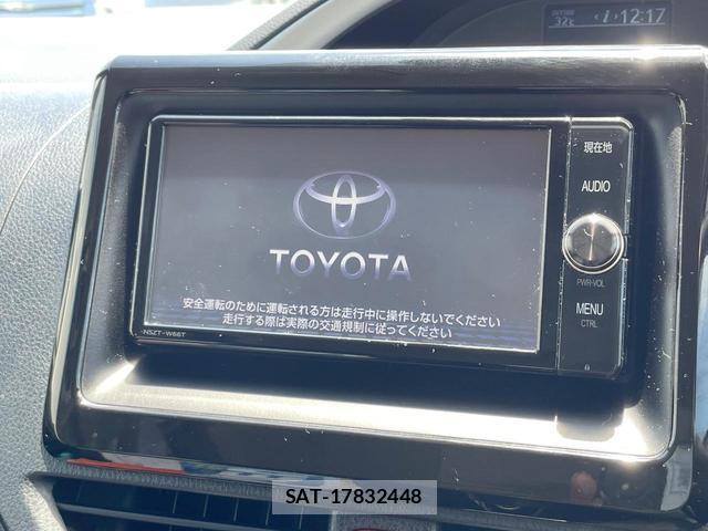 Toyota VOXY 2016-08 8549634-2