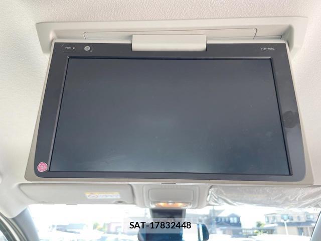 Toyota VOXY 2016-08 8549634-5