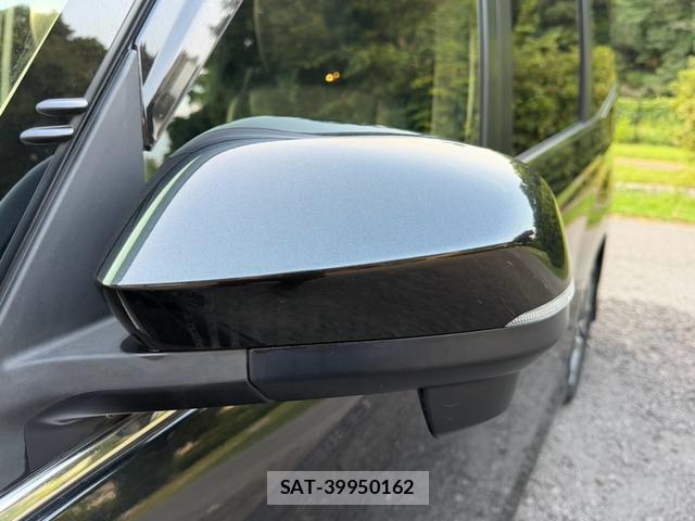 Toyota VOXY 2024-06 8549890-10