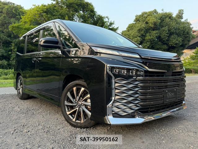 Toyota VOXY 2024-06 8549890-14