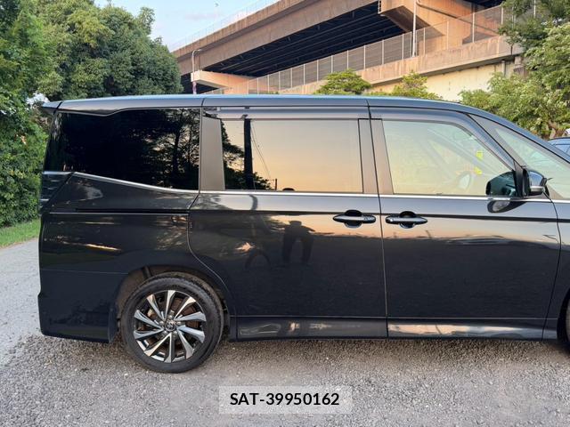 Toyota VOXY 2024-06 8549890-2