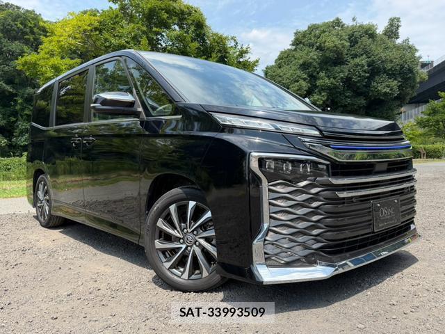 Toyota VOXY 2024-05 8549892-4