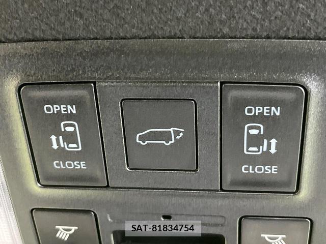 Toyota VOXY 2023-08 8550108-4