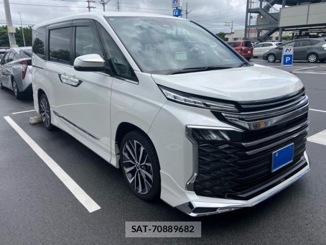 Toyota VOXY 2025-03 8550109-1