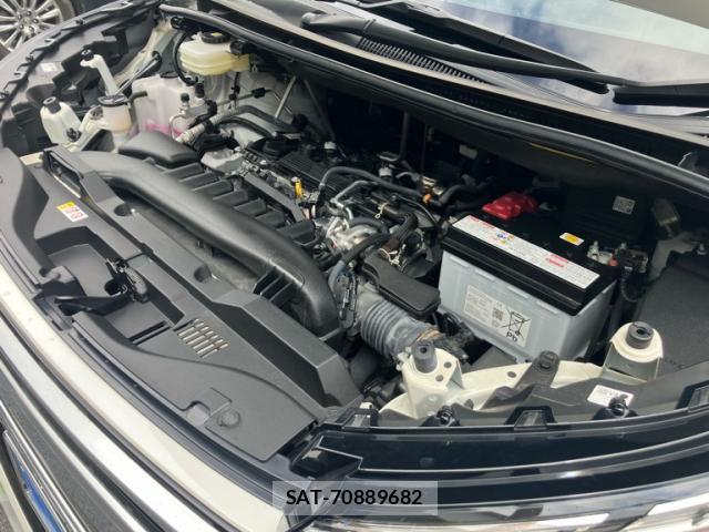 Toyota VOXY 2025-03 8550109-3