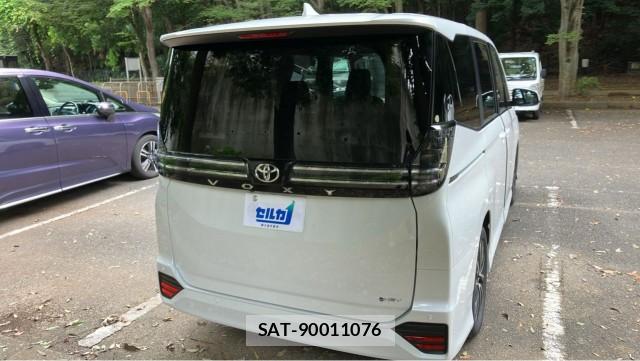 Toyota VOXY 2025-11 8550232-12