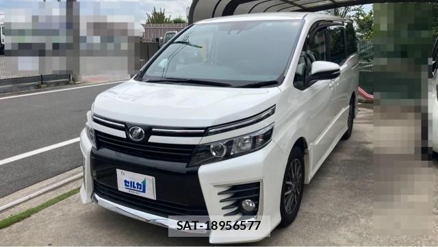 Toyota VOXY 2016-12 8550247-0