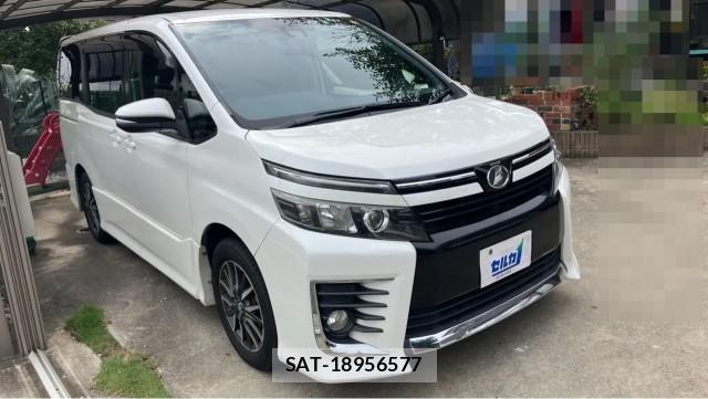 Toyota VOXY 2016-12 8550247-11