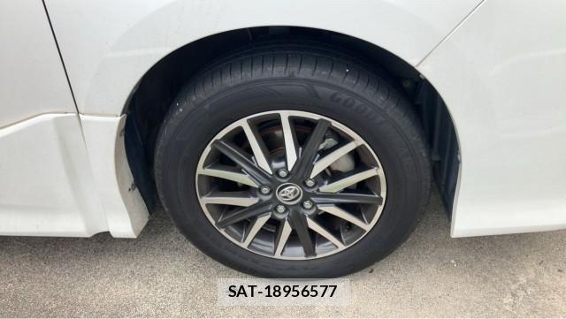 Toyota VOXY 2016-12 8550247-8