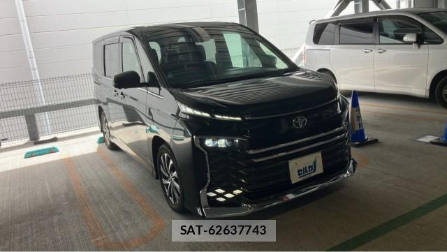 Toyota VOXY 2024-08 8550346-11
