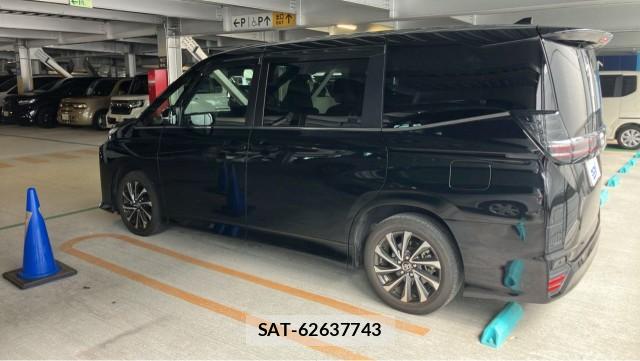 Toyota VOXY 2024-08 8550346-13