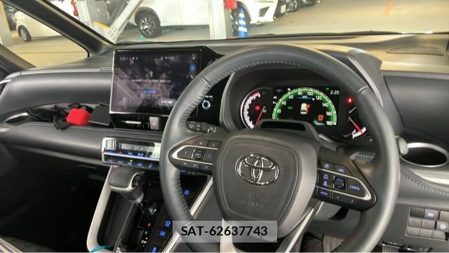 Toyota VOXY 2024-08 8550346-2